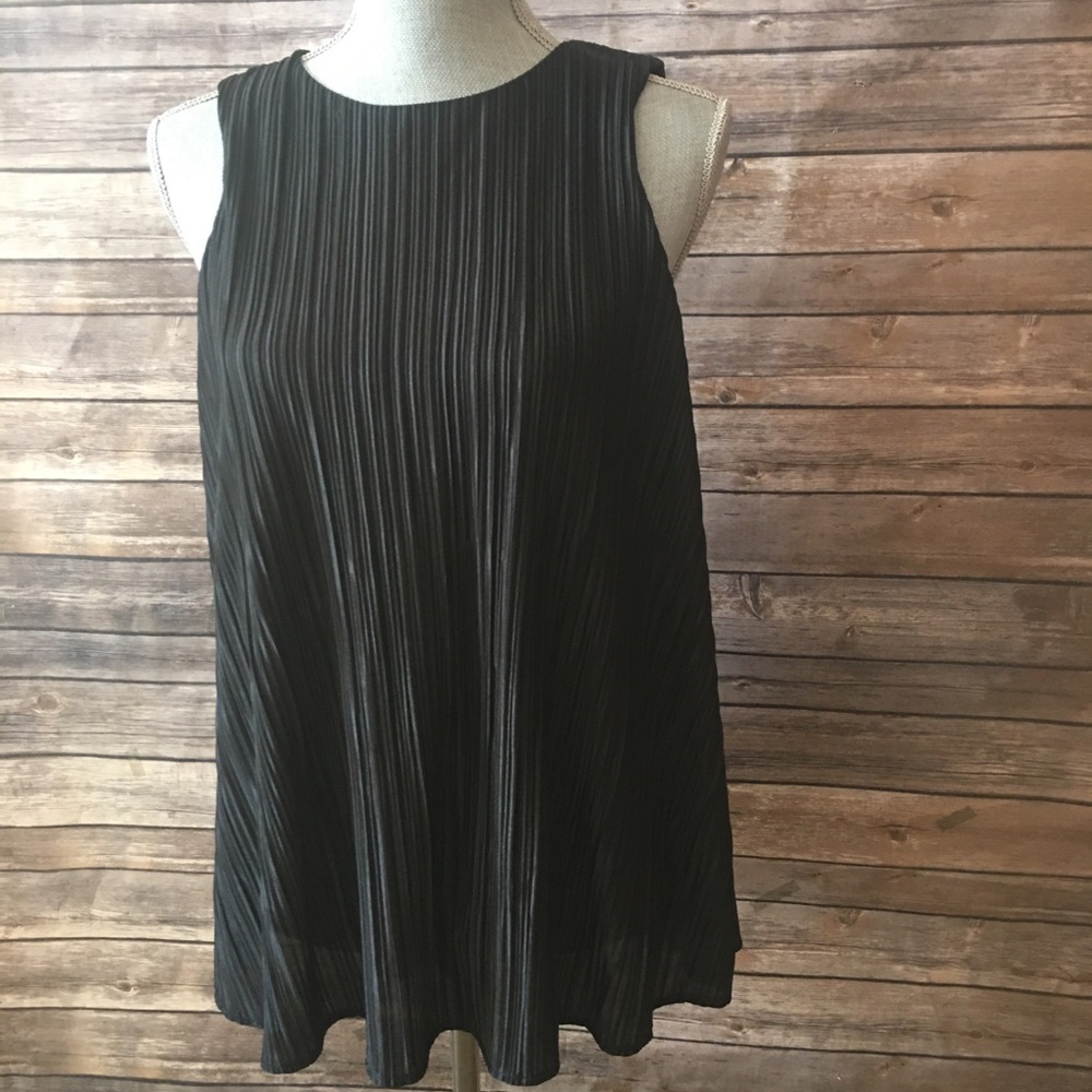 A New Day Pleated Sleeveless Blouse Black  Small